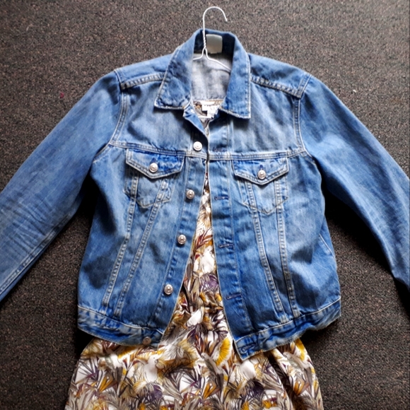 Jean Jacket - Picture 5 of 6